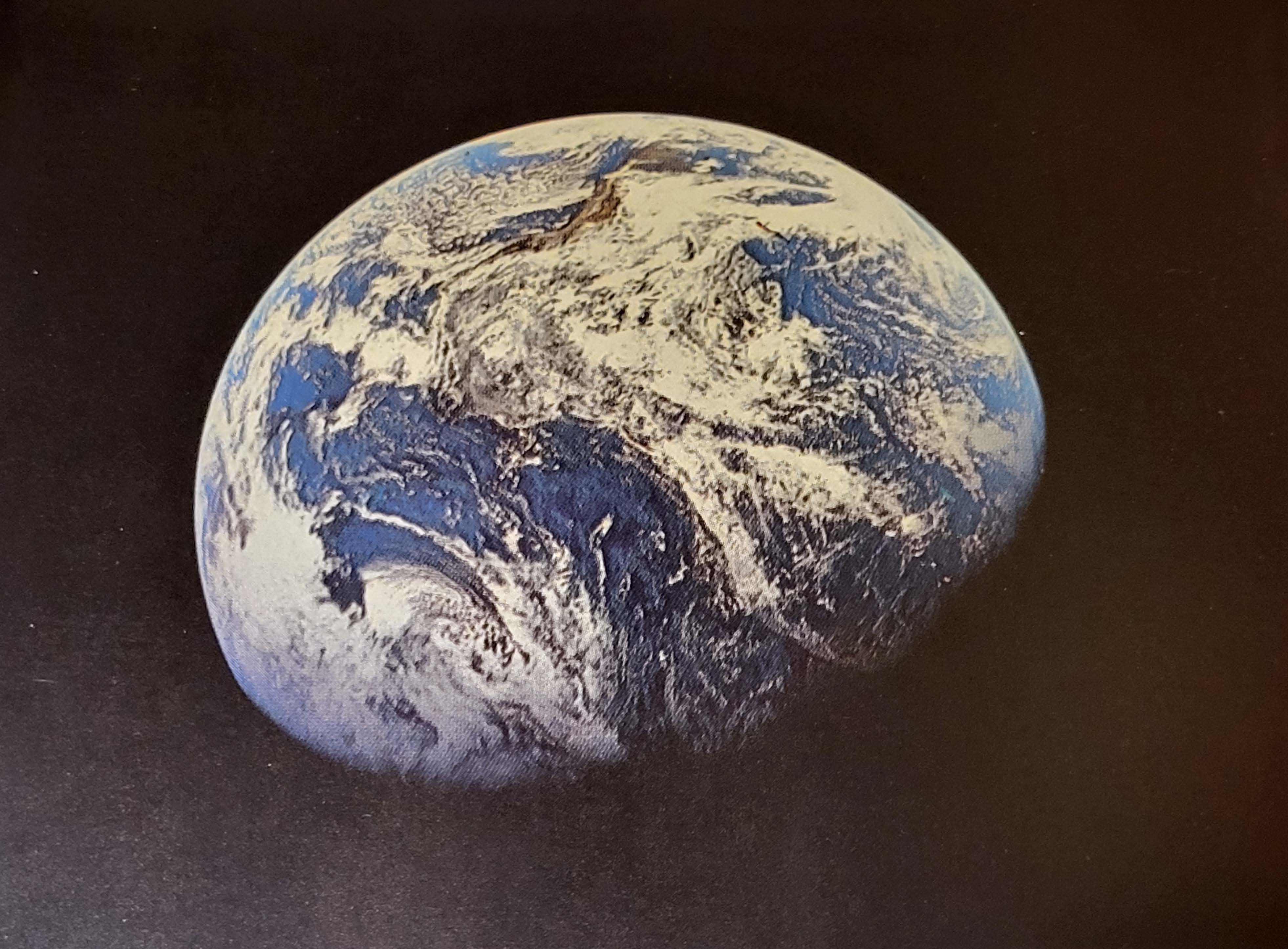 Earth from Apollo 8 (retake)